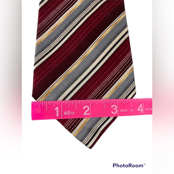 Umberto Bossi 100% Silk Tie - Picture 6 of 6